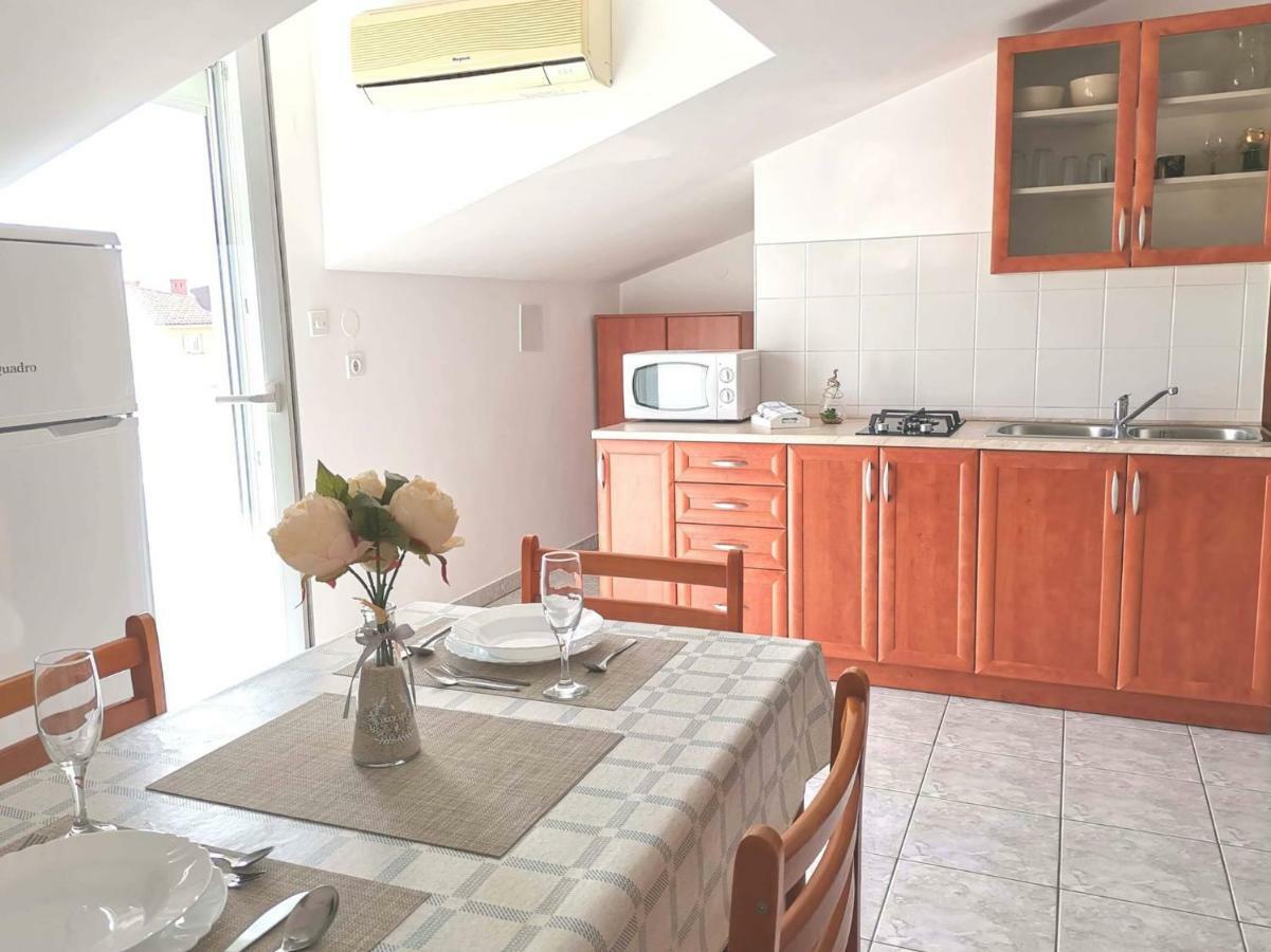 Apartments Ana Медулин Экстерьер фото