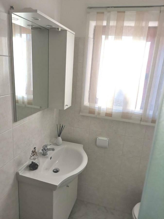Apartments Ana Медулин Экстерьер фото