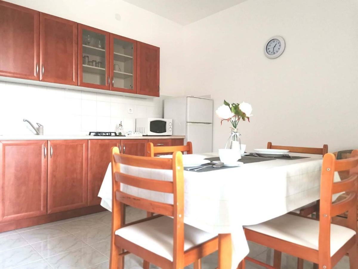 Apartments Ana Медулин Экстерьер фото